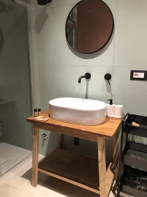 thumbnail: Bathroom