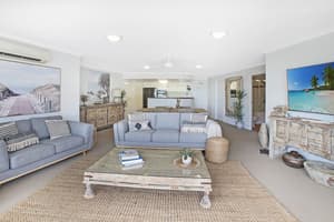 thumbnail: Living area