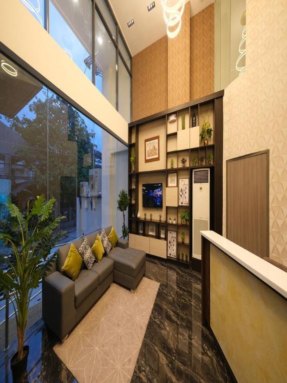 e77b46a29bf9e28f4f9f4a3df78ae85f.jpg