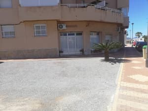 thumbnail: Exterior