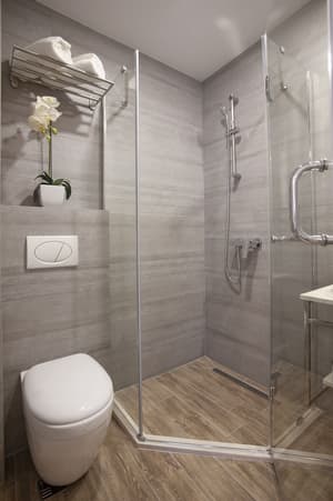 thumbnail: Bathroom