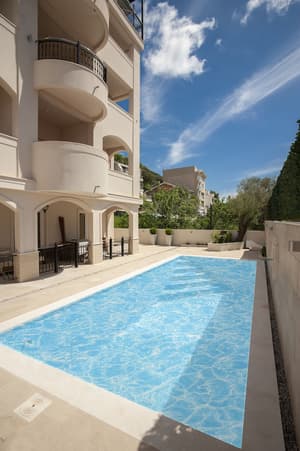 thumbnail: Outdoor pool