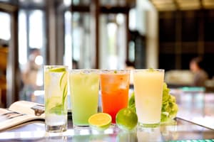 thumbnail: Bar (on property)
