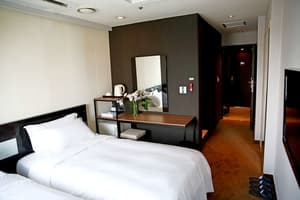 thumbnail: Room