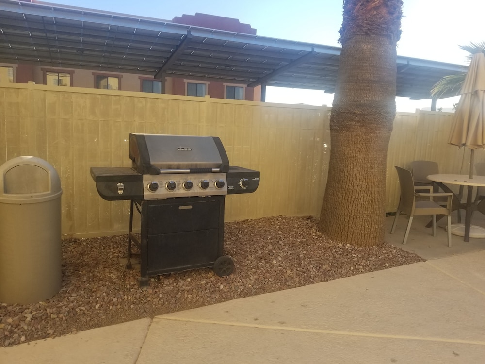 BBQ/picnic area