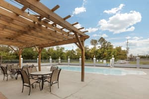 thumbnail: Terrace/patio