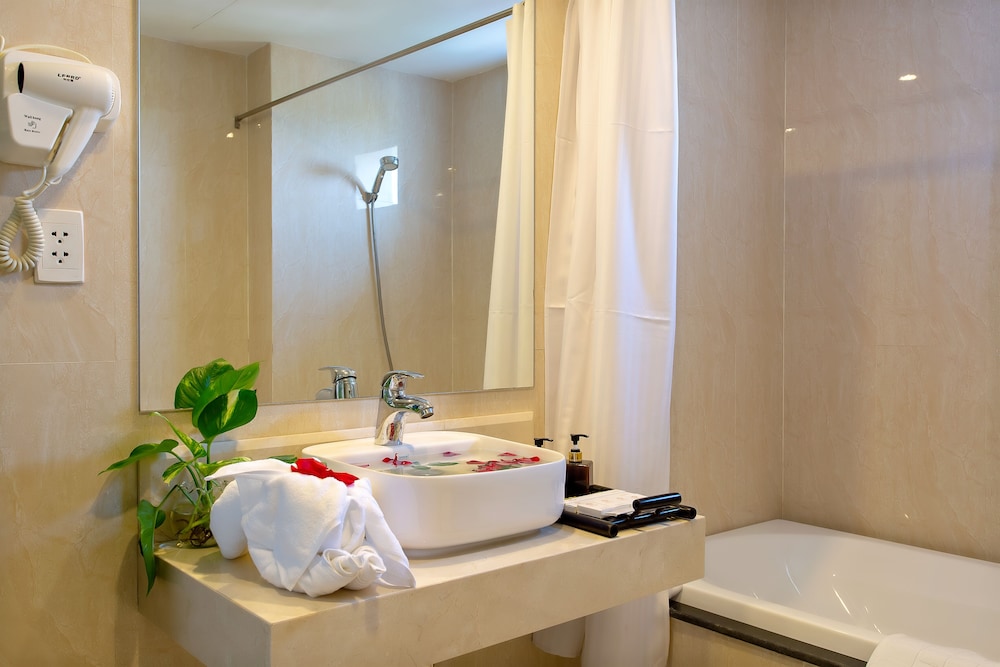 Bathroom amenities