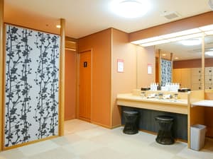 thumbnail: Public bath