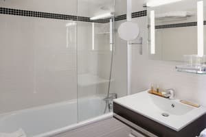 thumbnail: Bathroom