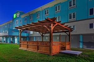 thumbnail: BBQ/picnic area