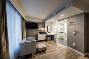 thumbnail: Interior detail