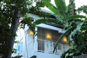 thumbnail: Exterior
