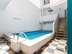 thumbnail: Pool