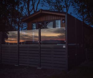 thumbnail: Exterior