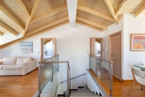 thumbnail: Staircase