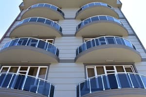 thumbnail: Interior entrance