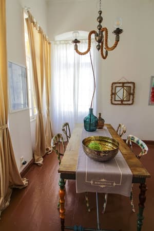 thumbnail: In-room dining