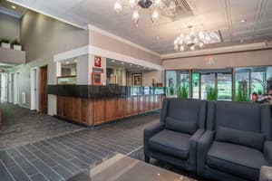 thumbnail: Lobby lounge