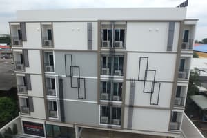 thumbnail: Terrace/patio