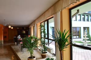 thumbnail: Interior