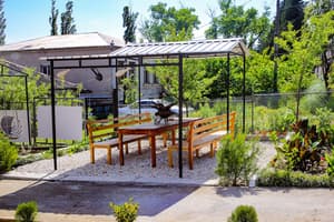 thumbnail: BBQ/picnic area