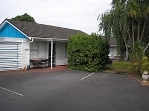 thumbnail: Parking