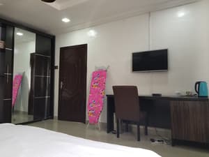 thumbnail: Room amenity