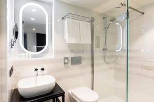 thumbnail: Bathroom