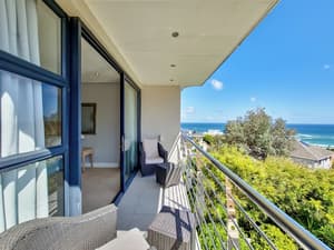 thumbnail: Exterior