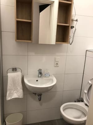 thumbnail: Bathroom
