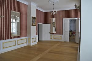 thumbnail: Interior detail