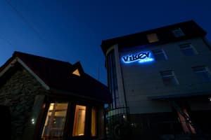 thumbnail: Exterior
