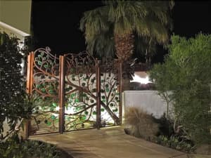 thumbnail: Property grounds