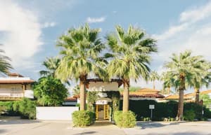 thumbnail: Front of property