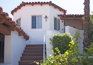 thumbnail: Exterior