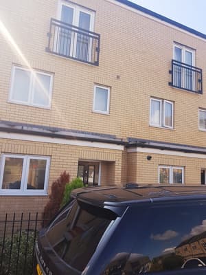 thumbnail: Front of property
