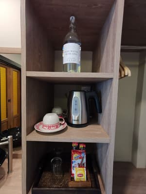thumbnail: In-room dining