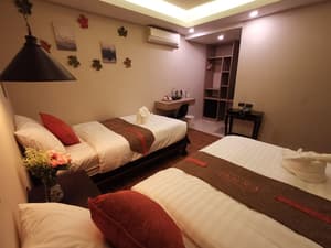 thumbnail: Room