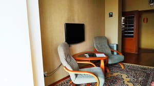 thumbnail: Lobby sitting area