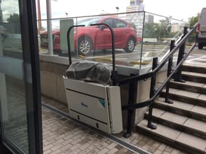thumbnail: Interior entrance