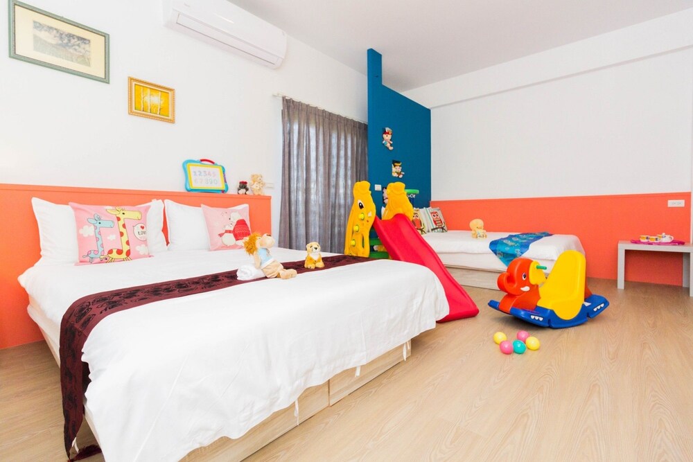 Children's theme room