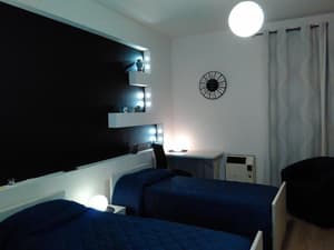 thumbnail: Room amenity