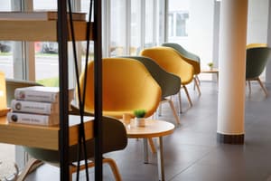thumbnail: Bar (on property)