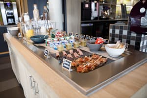 thumbnail: Breakfast buffet