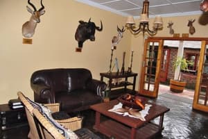 thumbnail: Lobby sitting area