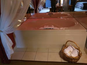 thumbnail: Private spa tub
