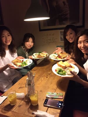 thumbnail: Restaurant