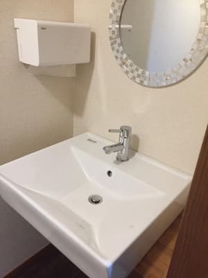 thumbnail: Bathroom