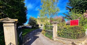 thumbnail: Front of property