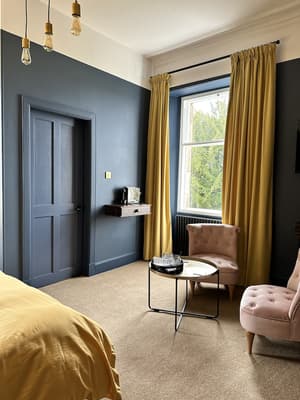thumbnail: Room